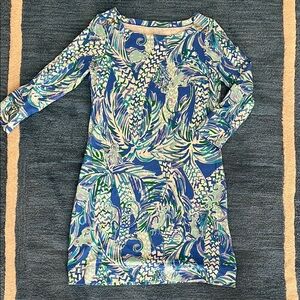 NWOT Lilly Pulitzer mini w gold button details